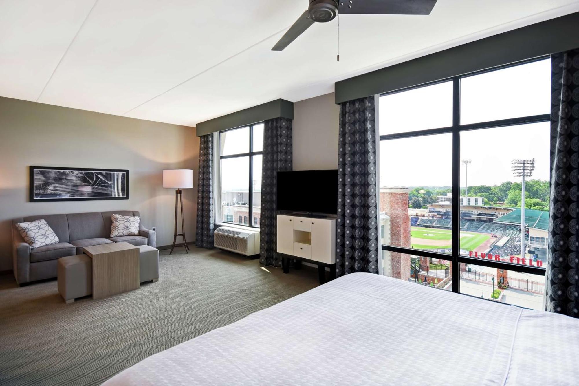 Homewood Suites By Hilton Greenville Downtown מראה חיצוני תמונה