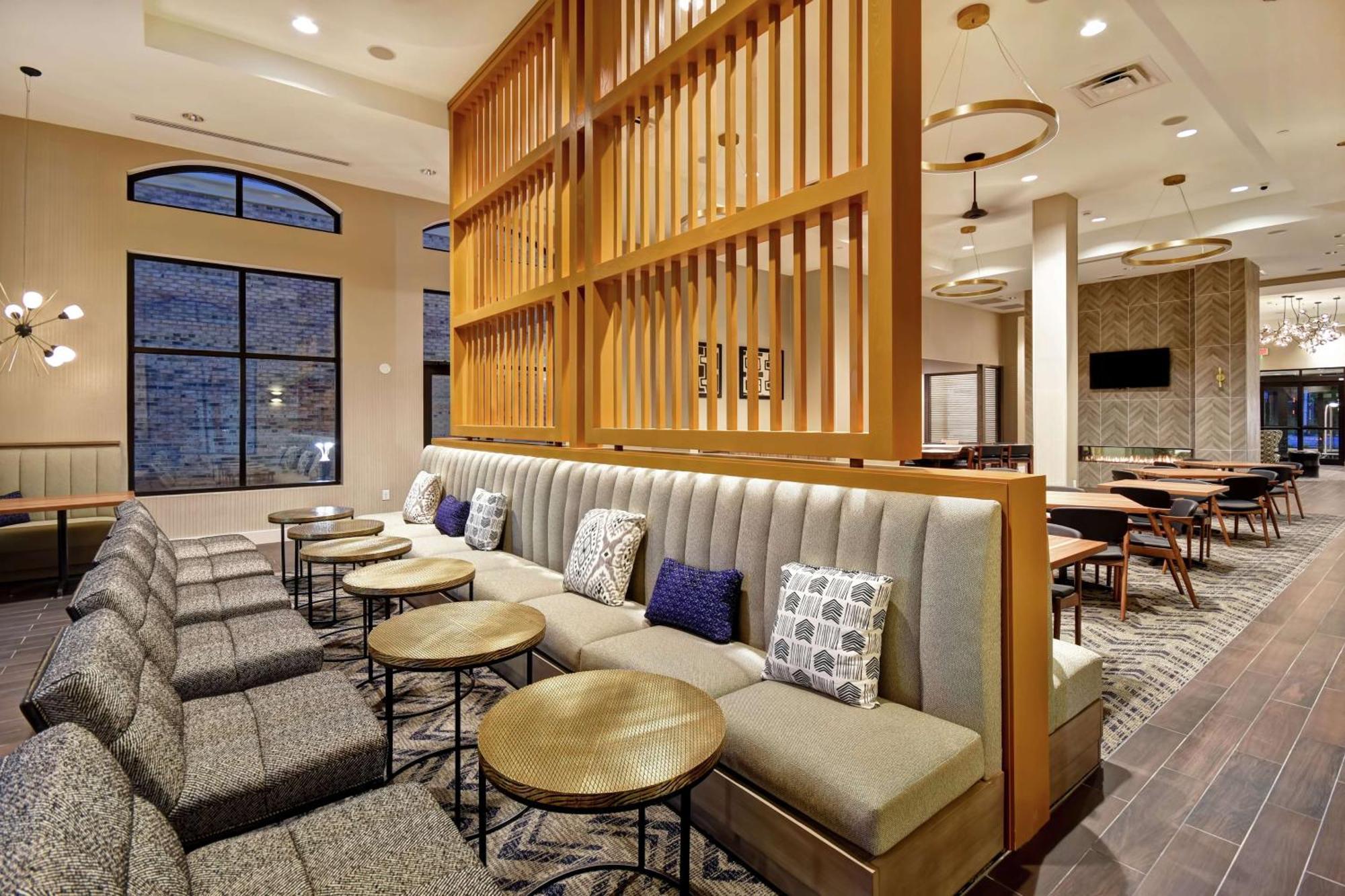 Homewood Suites By Hilton Greenville Downtown מראה חיצוני תמונה