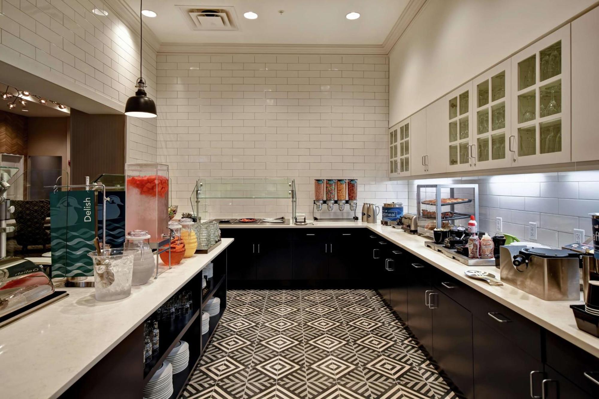 Homewood Suites By Hilton Greenville Downtown מראה חיצוני תמונה